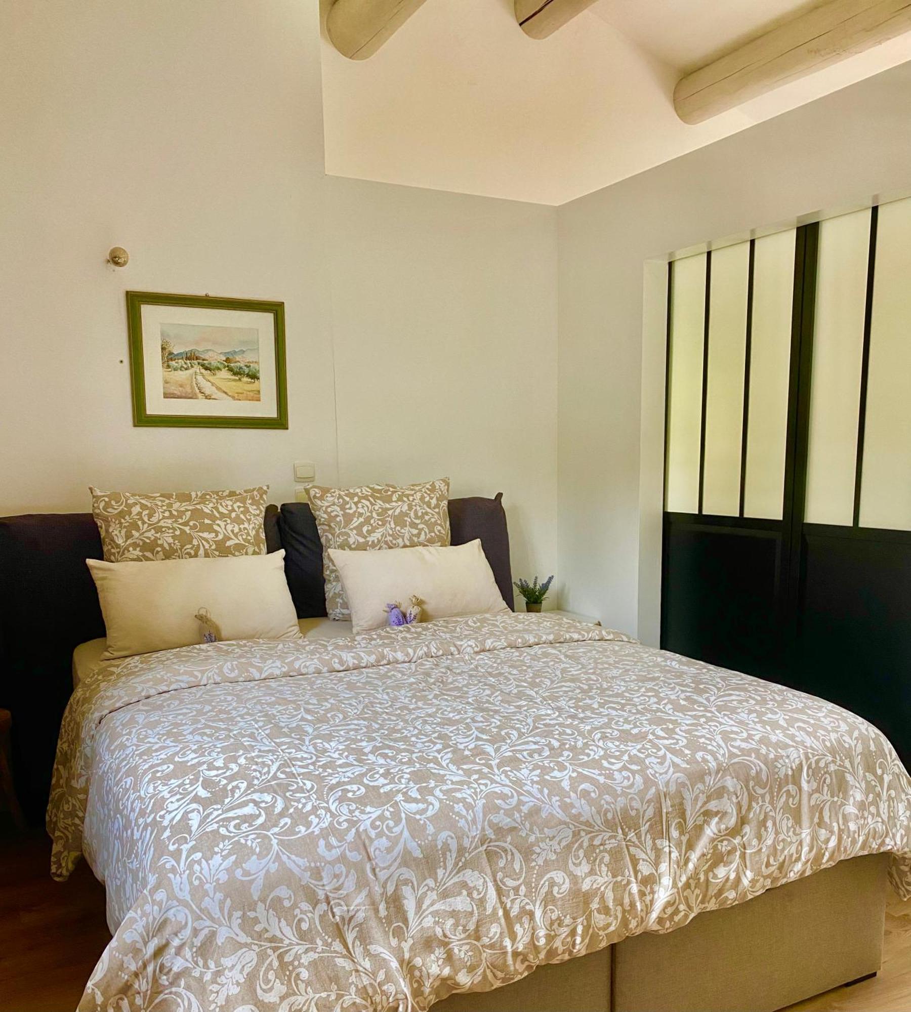 Appartement Neuf Et Au Calme Proche Avignon Althen-des-Paluds Exteriér fotografie